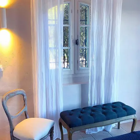 De Luxe Proche De La *